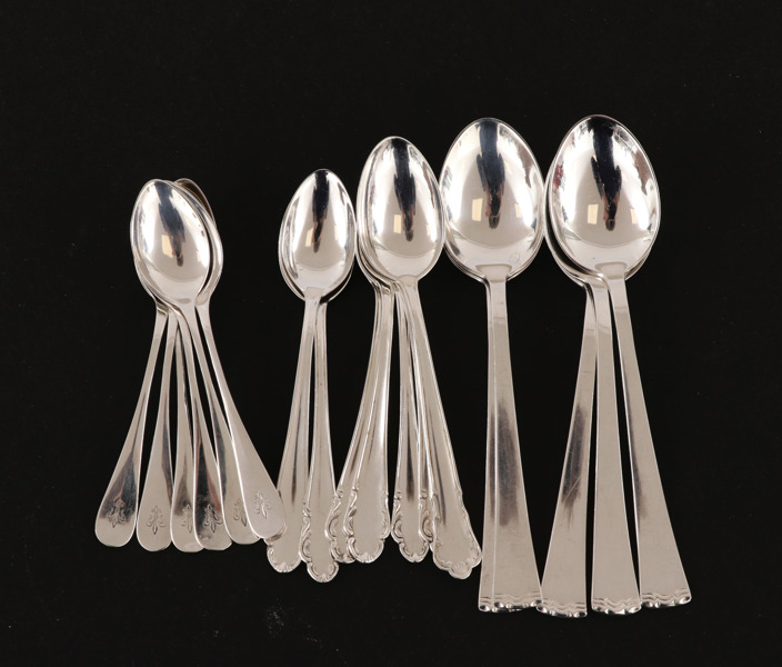 Kaffe-, mocca- och teskedar 18 delar, silver, GAB, C.G.Hallberg samt Skandia