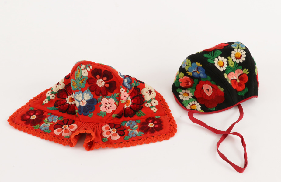 Dräkthättor 2st, Dala-Floda