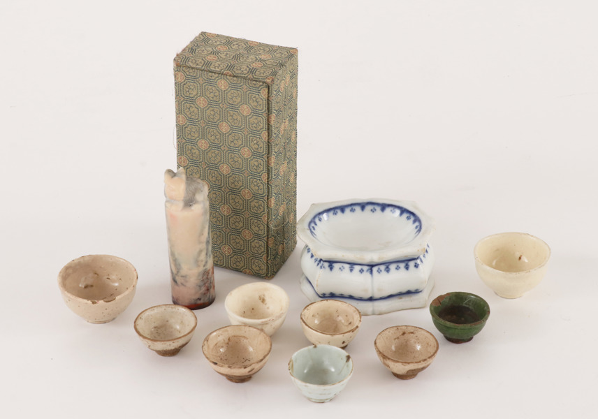 Parti asiatiska föremål