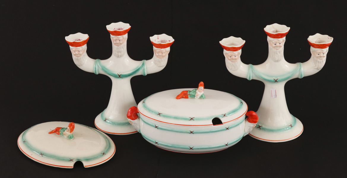 Julporslin 4 delar, Gustavsberg, 1900-talets början