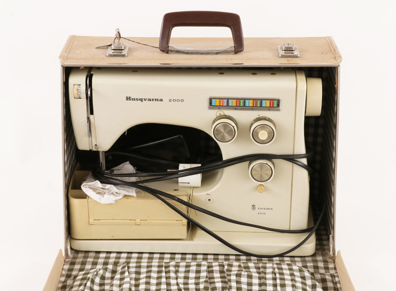 Symaskin, Husqvarna 2000