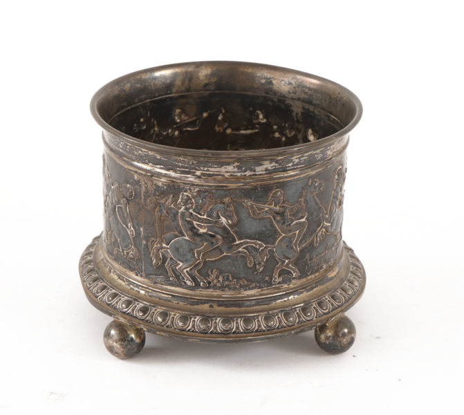 Flaskcoaster i silver, 1900-talets början