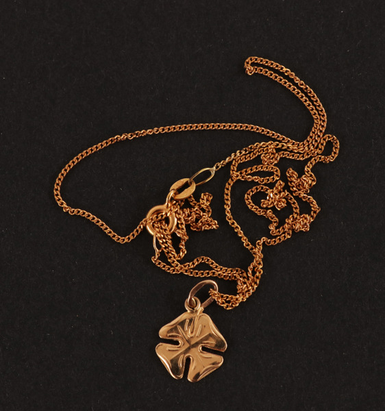 Halsband med hänge, 18k