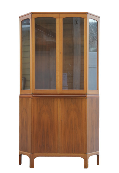 Vitrinskåp, "Undantaget", Carl Malmsten för Carl Löfving & Söner