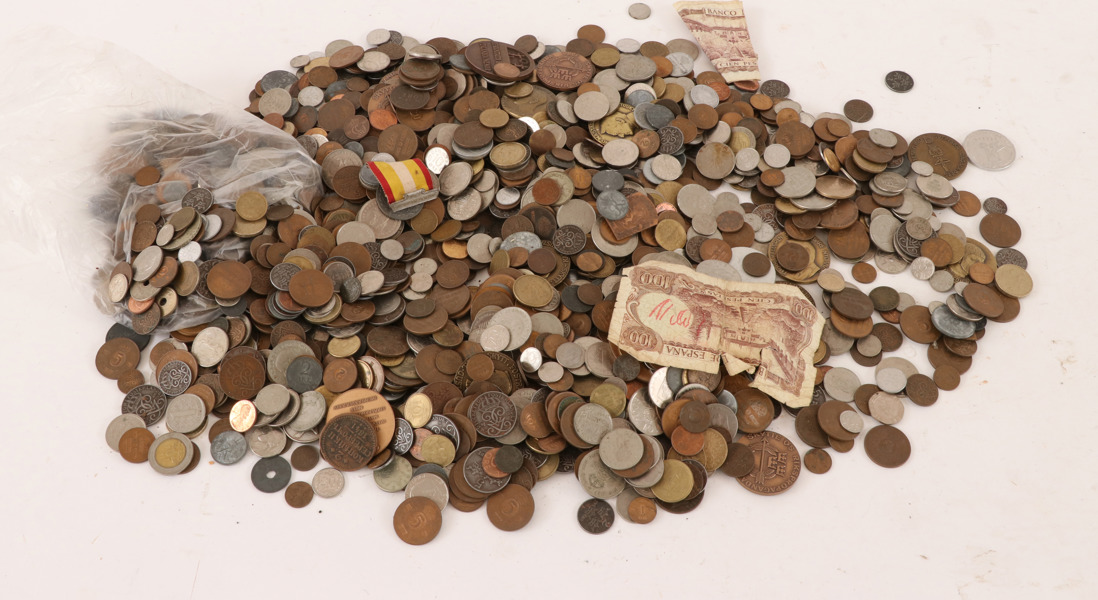 Parti mynt, medaljer och sedlar