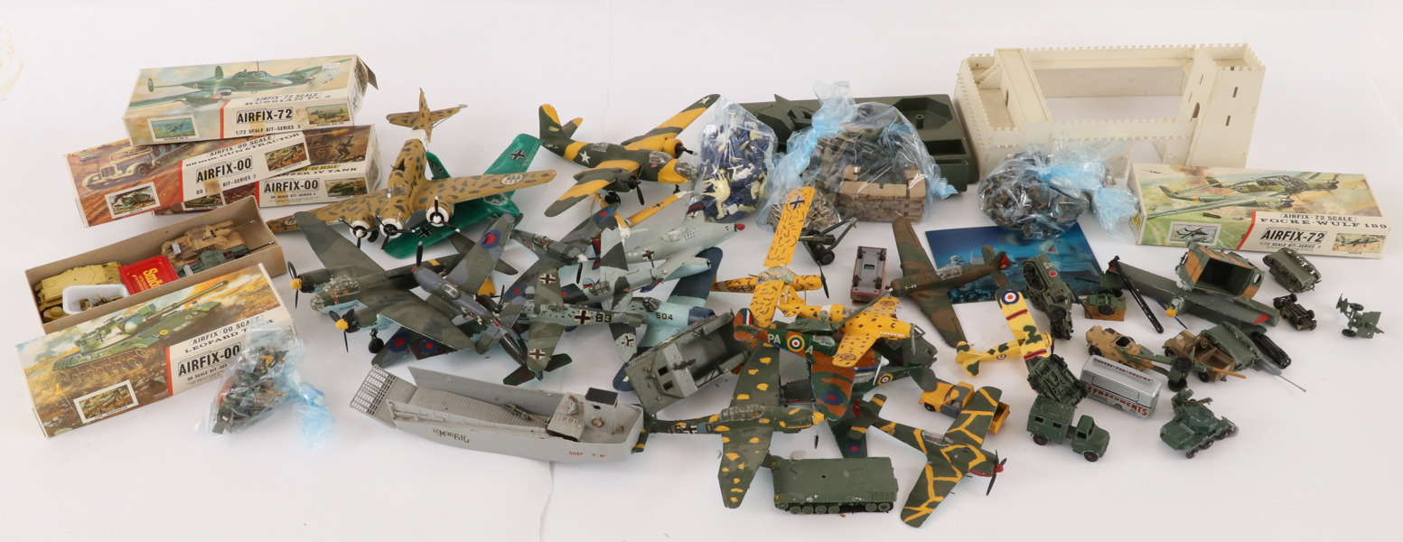 Parti leksaker, modellplan, m.m. bl.a. Matchbox