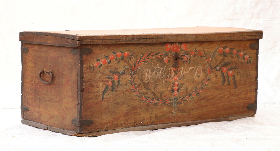 Kista, allmoge, daterad 1830