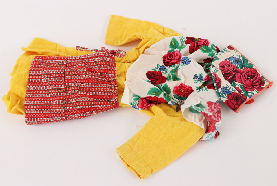 Flickdräkt, Leksand