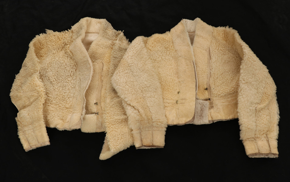 Fårullsjackor 2st, 18/1900-tal