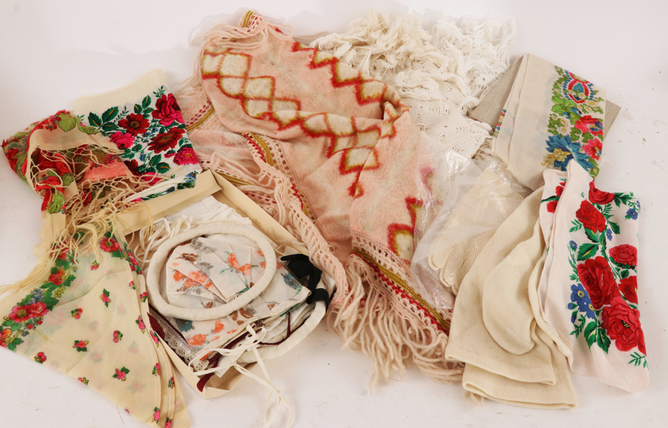 Parti dräktdelar, m.m.