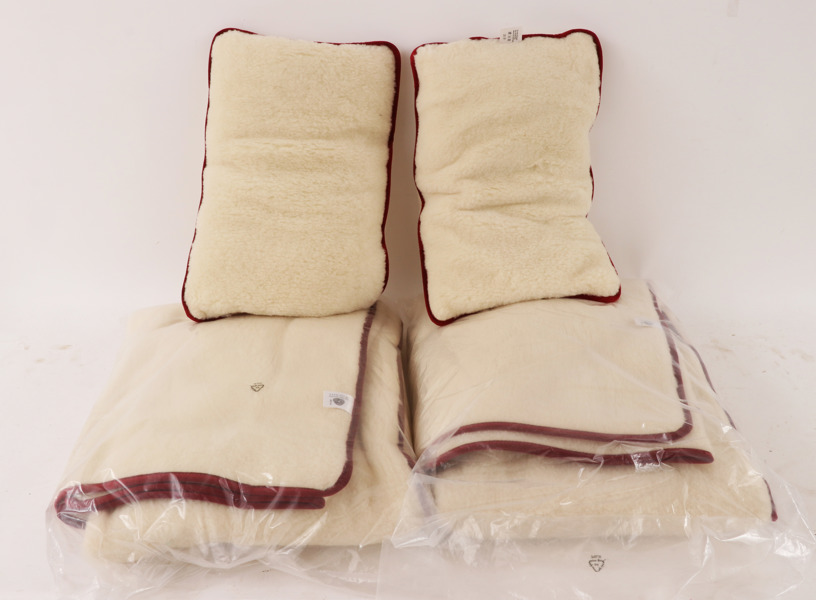 Madrassöverdrag ett par samt kuddar ett par, Woolmark