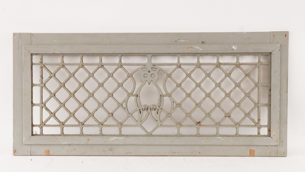 Elementskydd ett par, 1900-talets första hälft