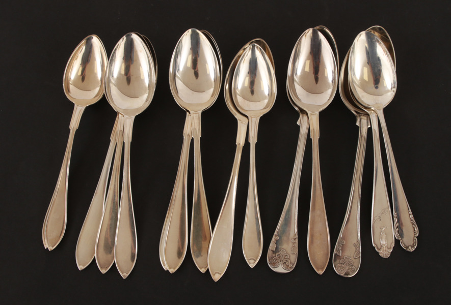 Bords- och matskedar 15st, silver