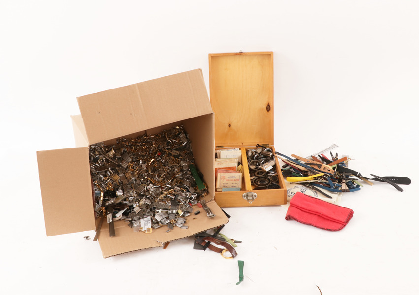 Parti klockdelar, armband och länkar