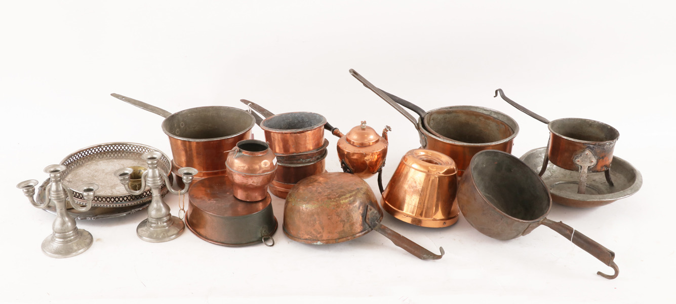 Parti metallföremål