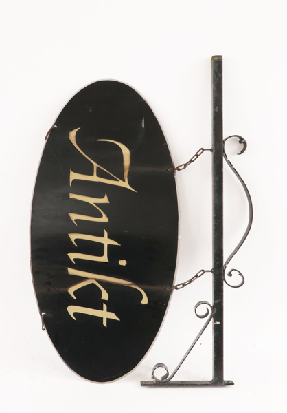 Fasadskylt, "Antikt"