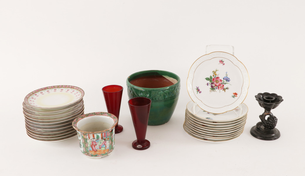 Parti glas och keramik