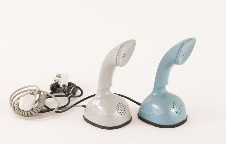 Bordstelefoner 2st, LM Ericsson, "Kobra"