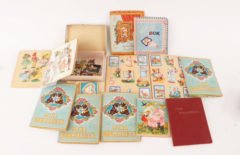 Häften och pärmar med bokmärken 10st