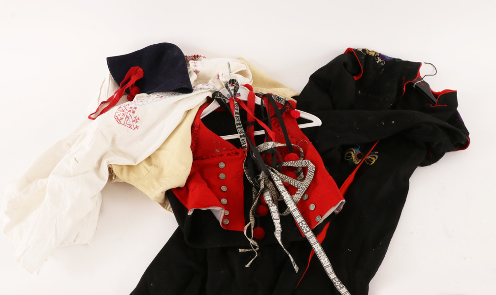 Folkdräktsdelar för man, Leksand