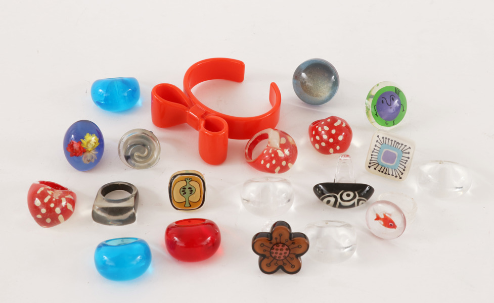 Smycken 20 delar, bl.a. Renate Schneider