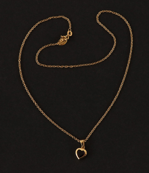 Halsband med hänge, 18k