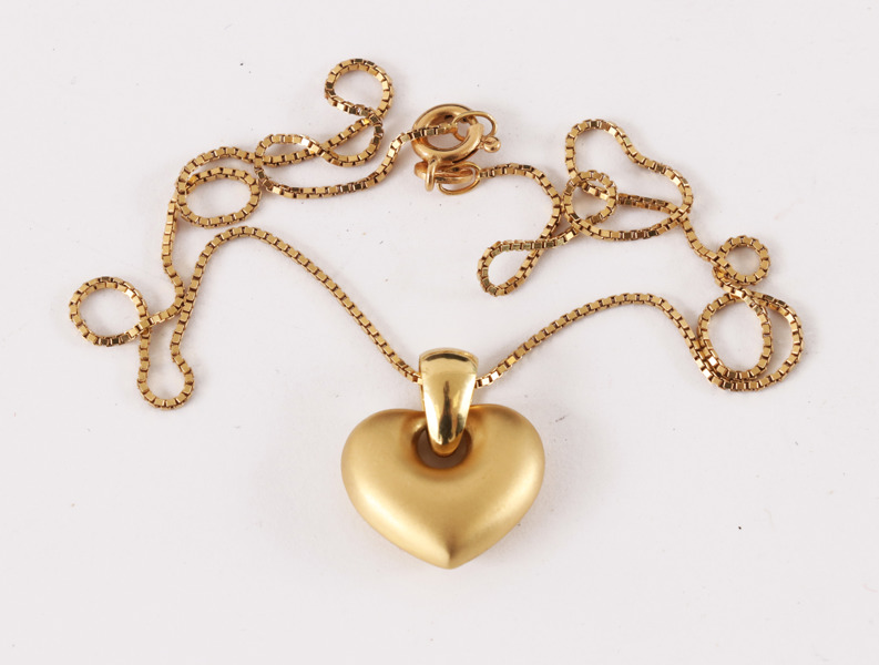 Halsband med hänge, 18k