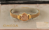 Damarmbandsur i 18k, Omega