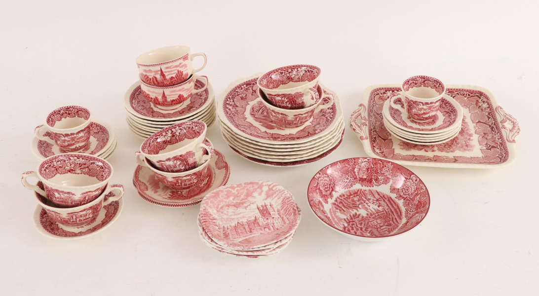 Te- och kaffeservisdelar, England, bl.a. Mason's