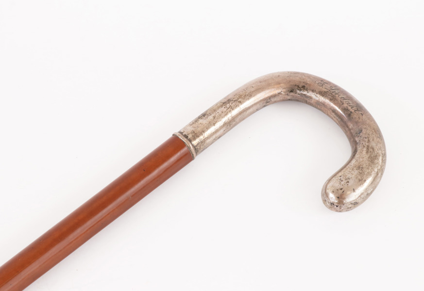 Spatserkäpp med silverhandtag, MGAB