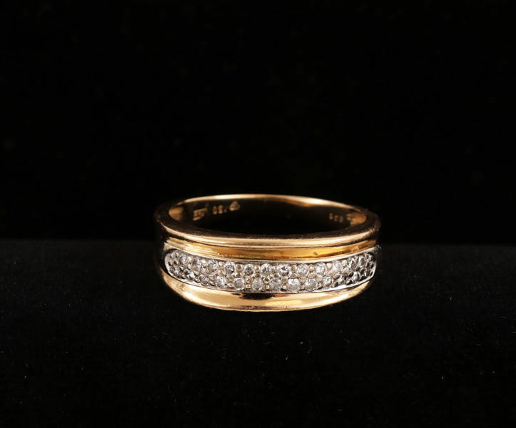 Ring i 18k