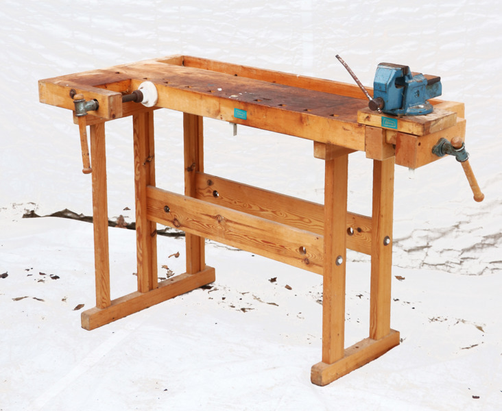 Hyvelbänk med skruvstycke, Sjöbergs