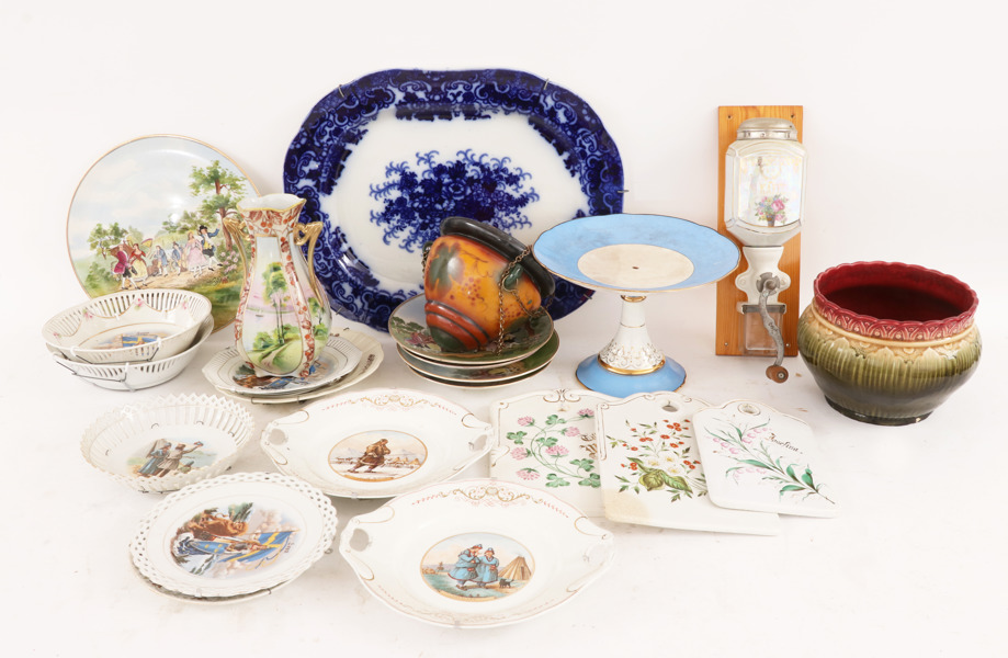 Parti keramik, mestadels 18/1900-tal