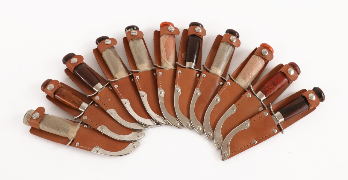 Knivar med slida 11st, Erik Frost, Mora