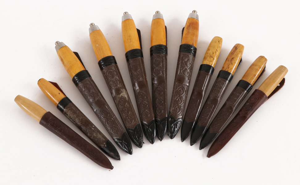 Knivar med slida 11st, Mora samt Eskilstuna