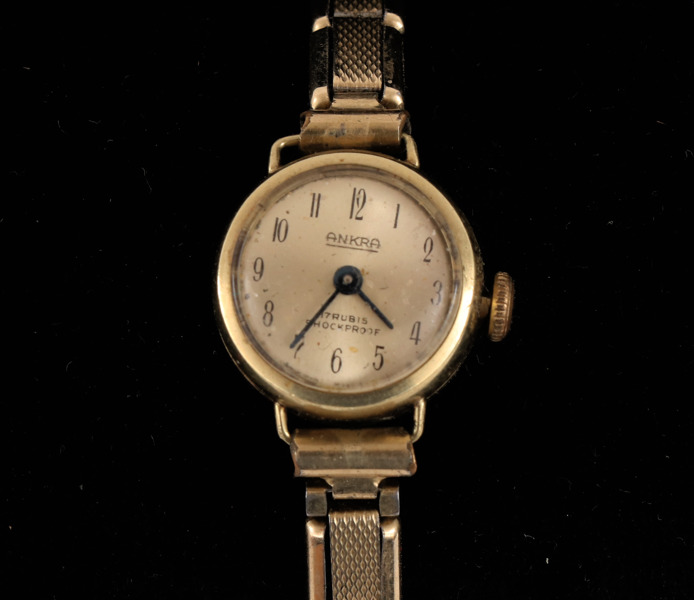 Damarmbandsur i 14k, Ankra