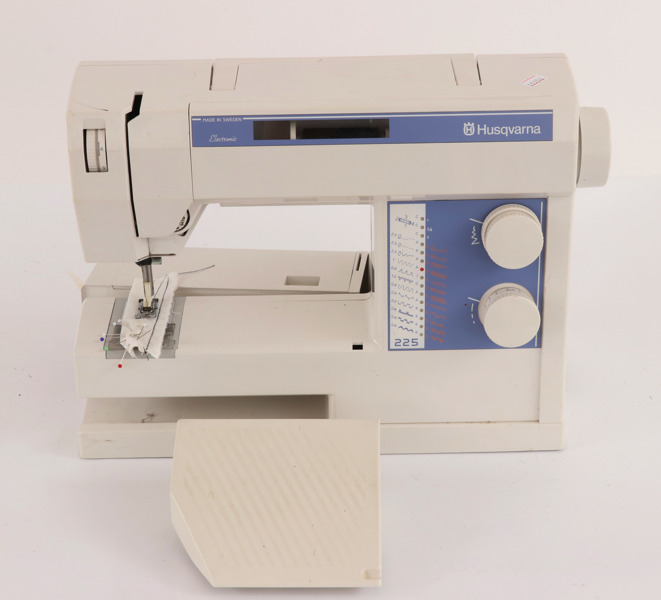 Symaskin, Husqvarna, Electronic