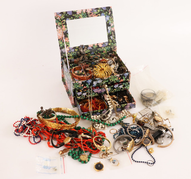 Parti bijouterier, bl.a silver