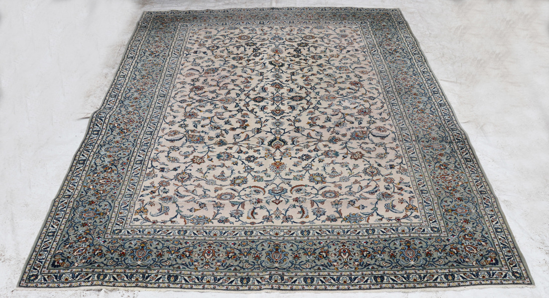 Handknuten matta, Nain