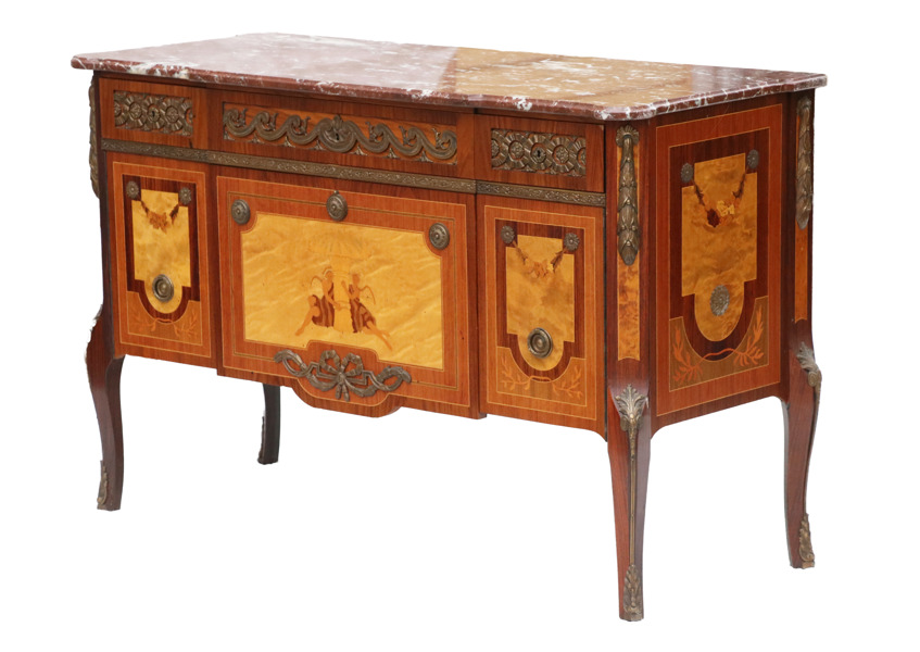 Byrå, gustaviansk stil, 1900-tal