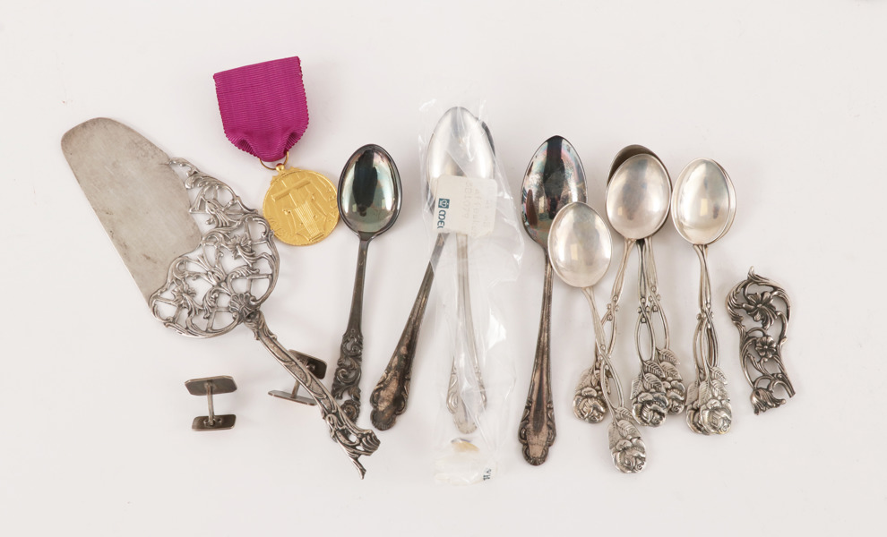 Parti silverföremål