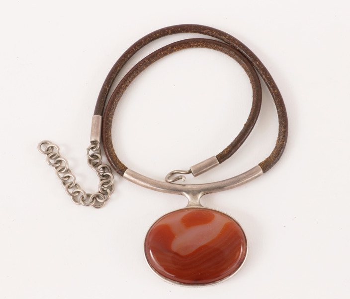 Halsband med hänge, sterlingsilver, Aanund Havstad, Norge