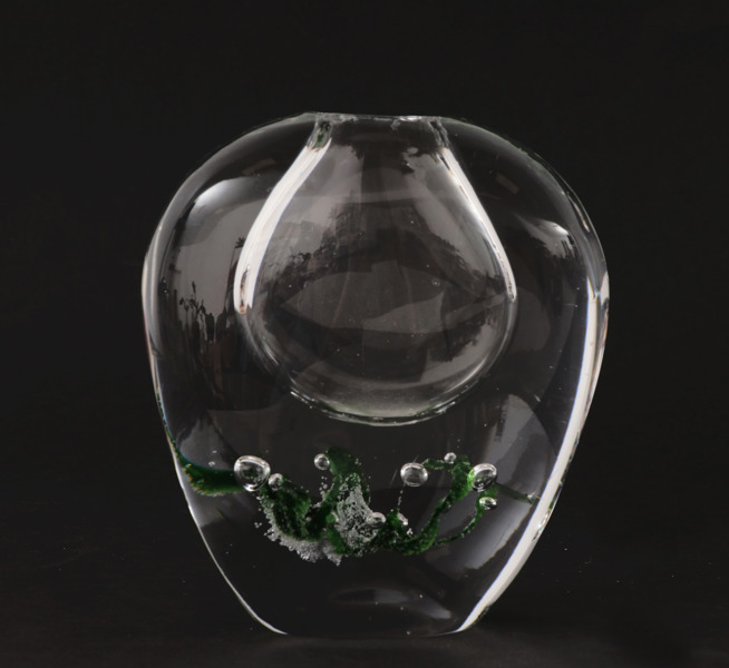 Vas, Vicke Lindstrand för Kosta