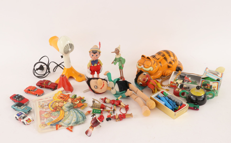 Parti leksaker, m.m.