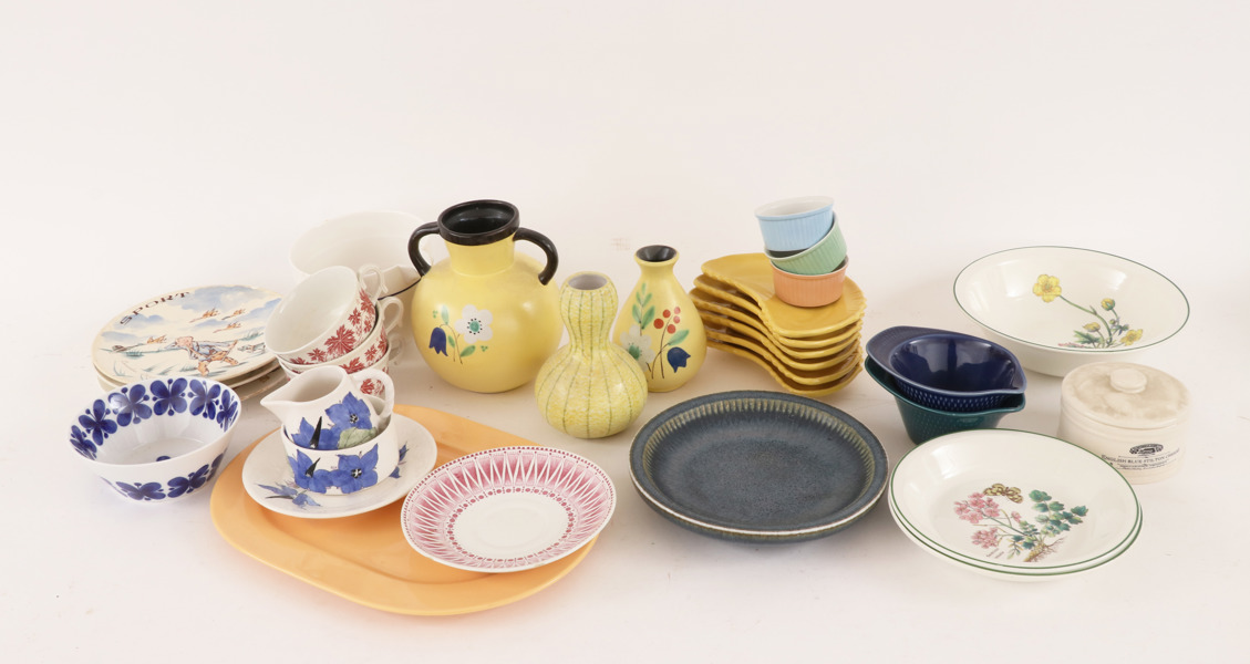 Parti porslin och keramik