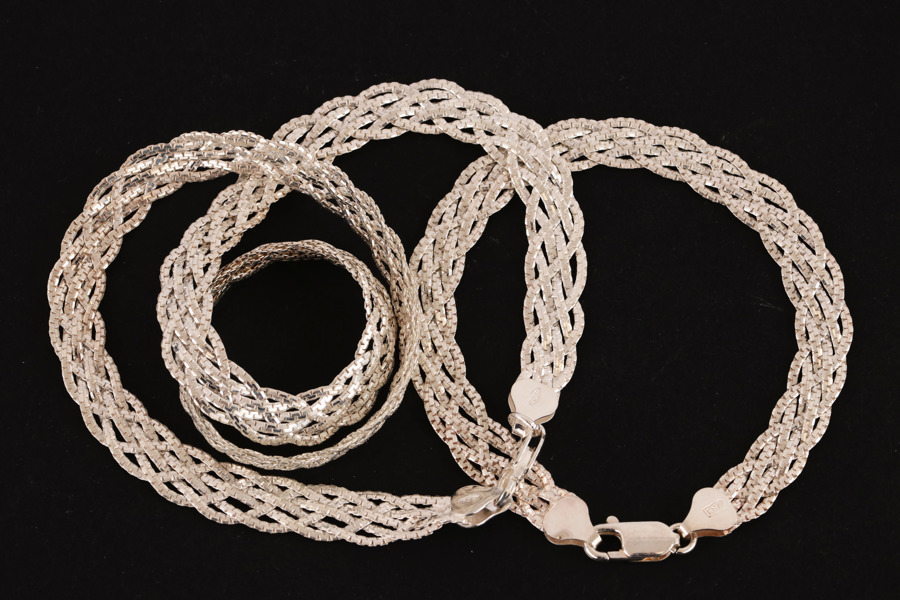 Halsband och armband i sterlingsilver