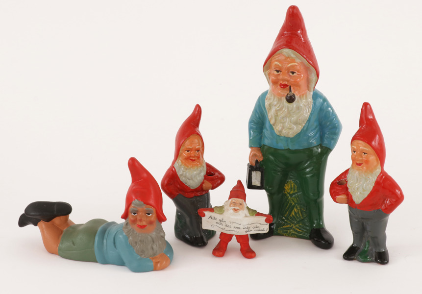 Tomtefiguriner 5st, bl.a. omkring 1900-talets mitt