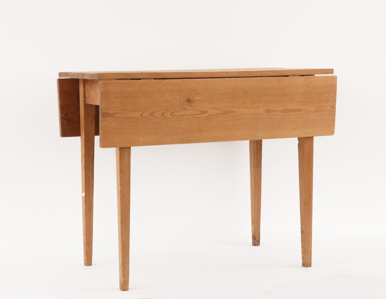 Bord med fällskivor, tidigt 1900-tal