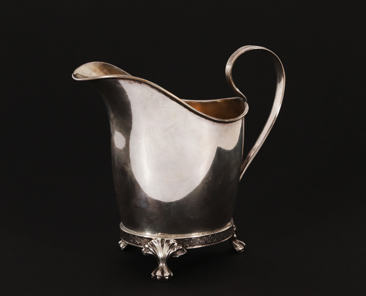 Gräddkanna, silver, gustaviansk stil, C.G.Hallberg, 1920