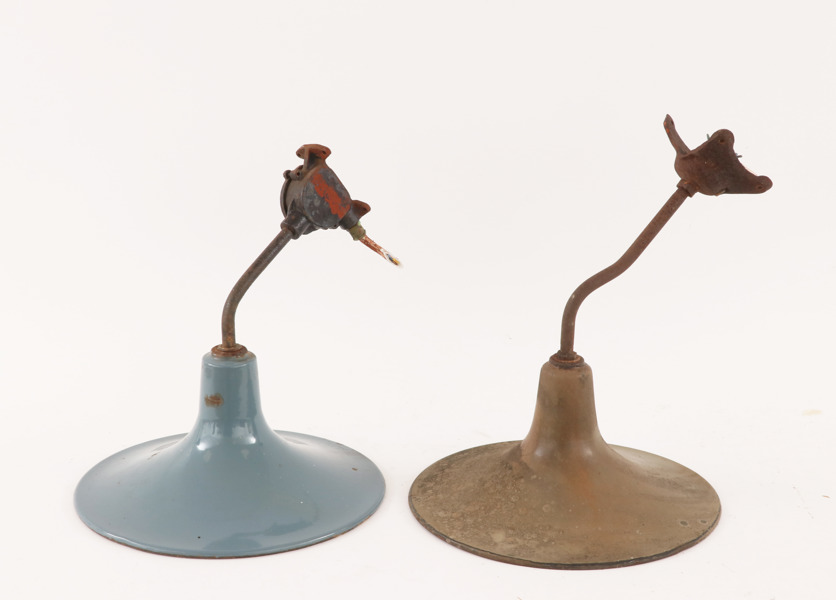 Fasadlampor 2st, 1900-talets första hälft